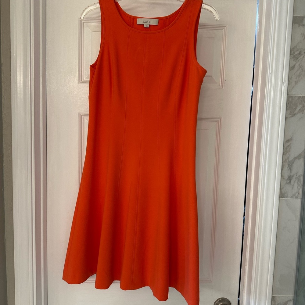 LOFT Bright Orange Sleeveless above the knee Dress not as bright as photo.